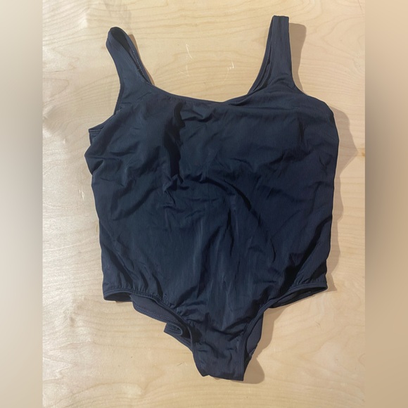 Tahiti Black One-Piece Swimsuit 3X (22W-24W) (DZ) - Picture 1 of 8